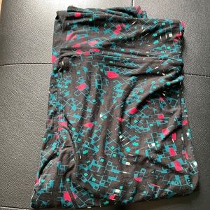 *Tall and curvy LuLaRoe Leggings